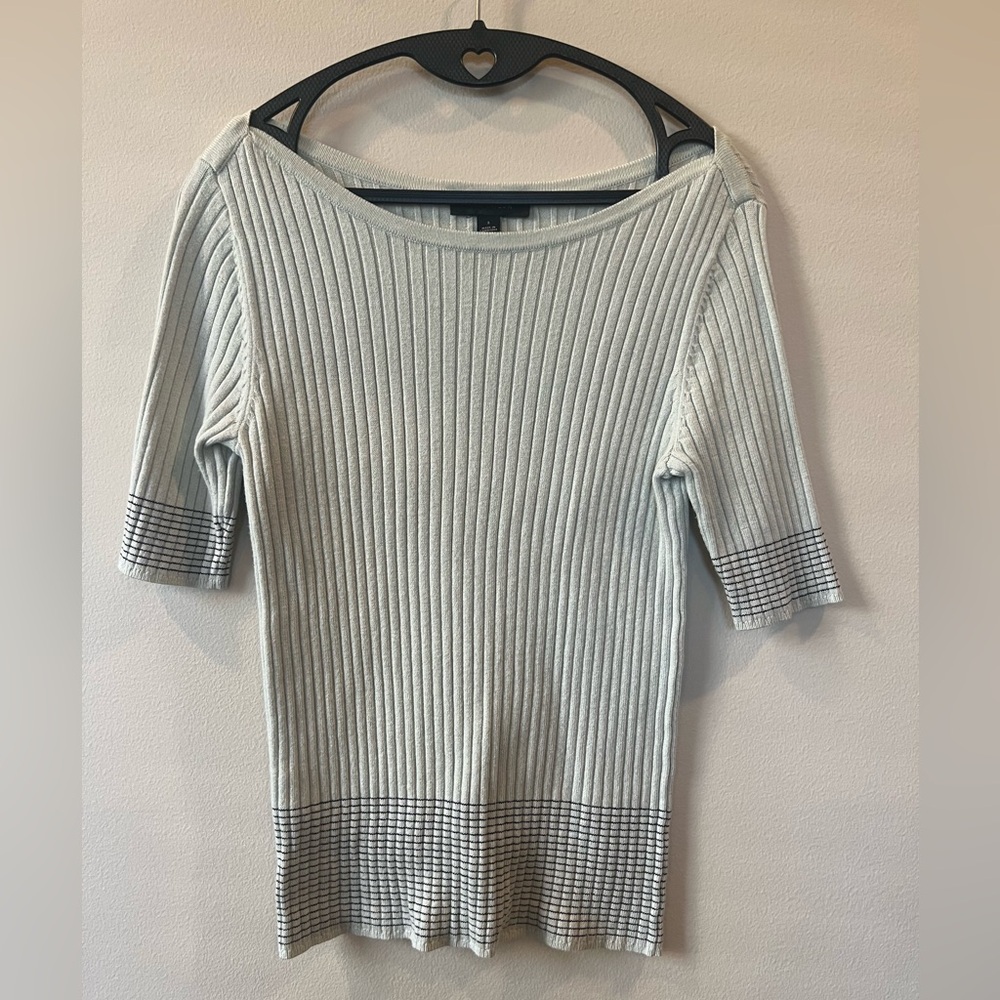 Ann Taylor sweater short sleeve scoop neck women‎ S ribbed sage stretch fitted